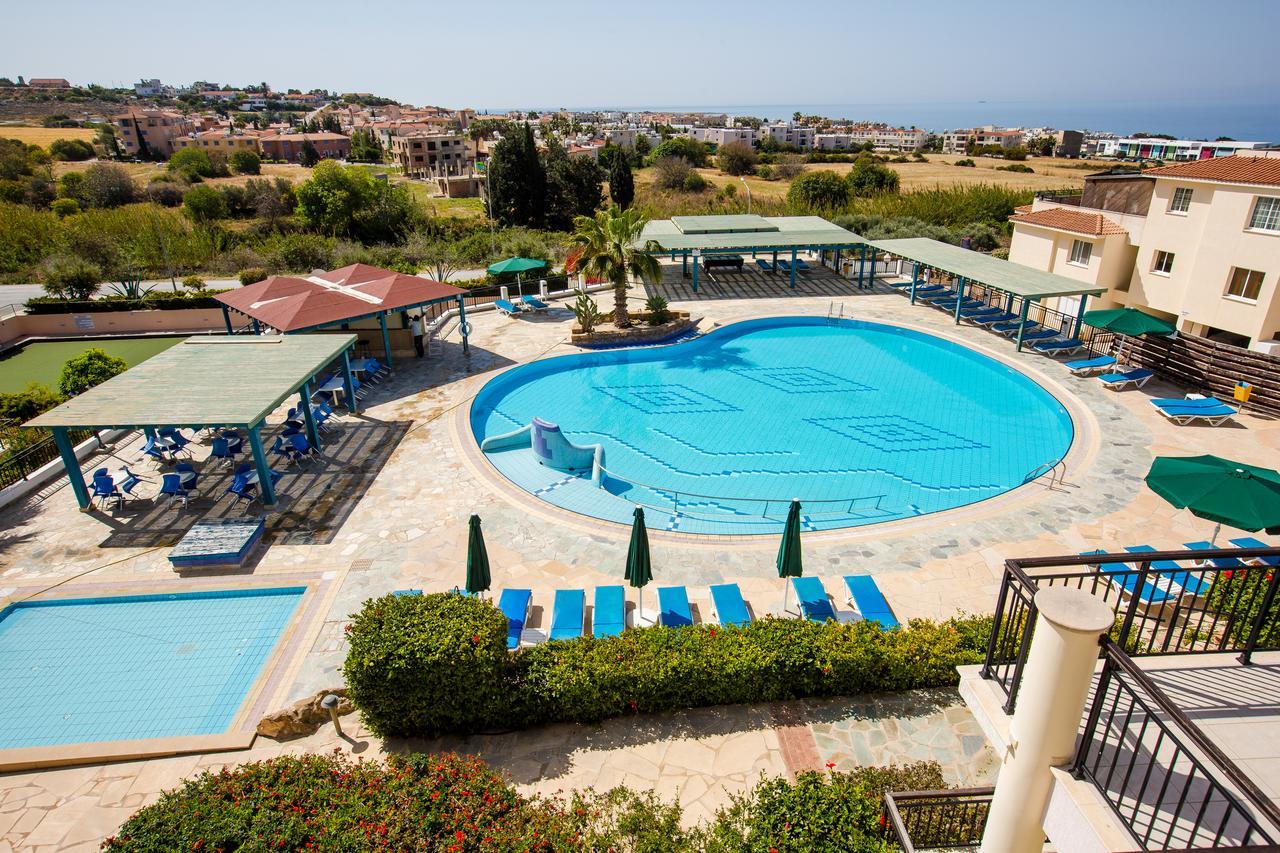 Paradise Kings Club Aparthotel Paphos Eksteriør bilde