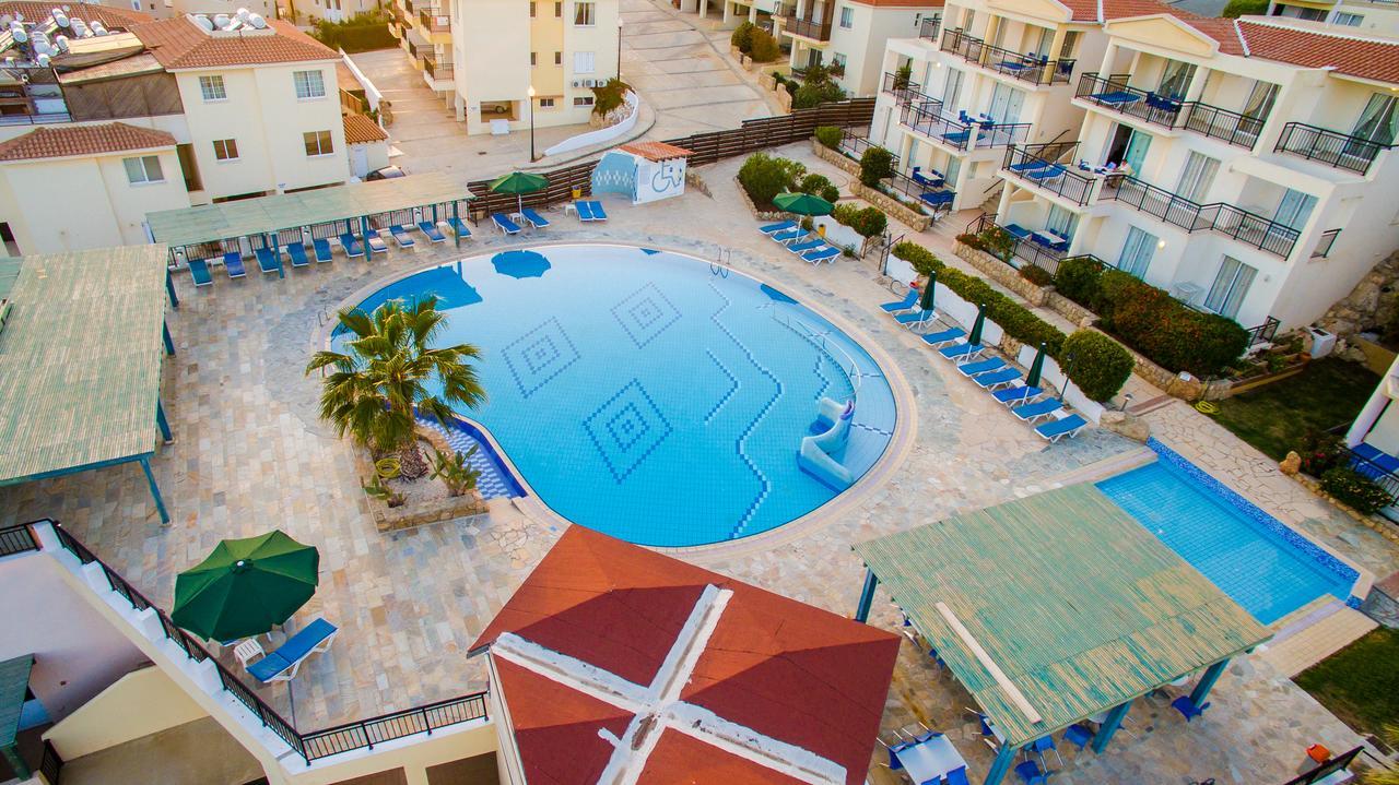 Paradise Kings Club Aparthotel Paphos Eksteriør bilde